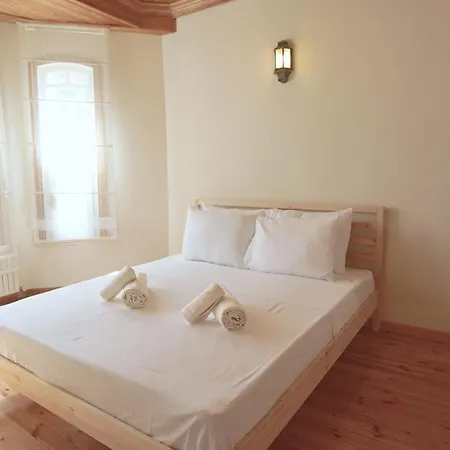 Διαμέρισμα Lovely Flat Near Vibrant Attractions In Balat, Fatih